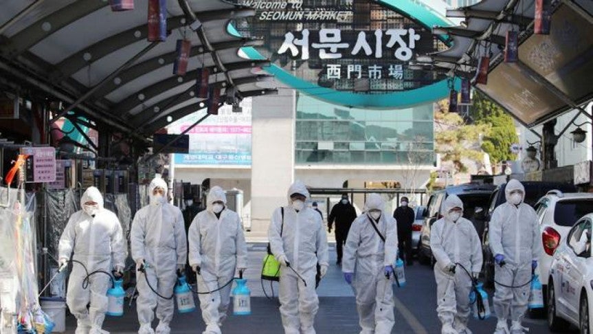 S.Korea tells citizens to stay home at 'critical moment' in virus